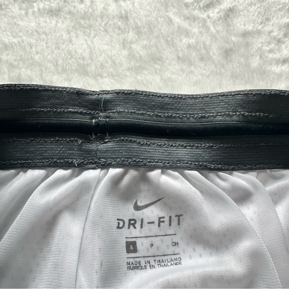 Nike Dri-Fit Mesh Basketball Shorts - Picture 4 of 5